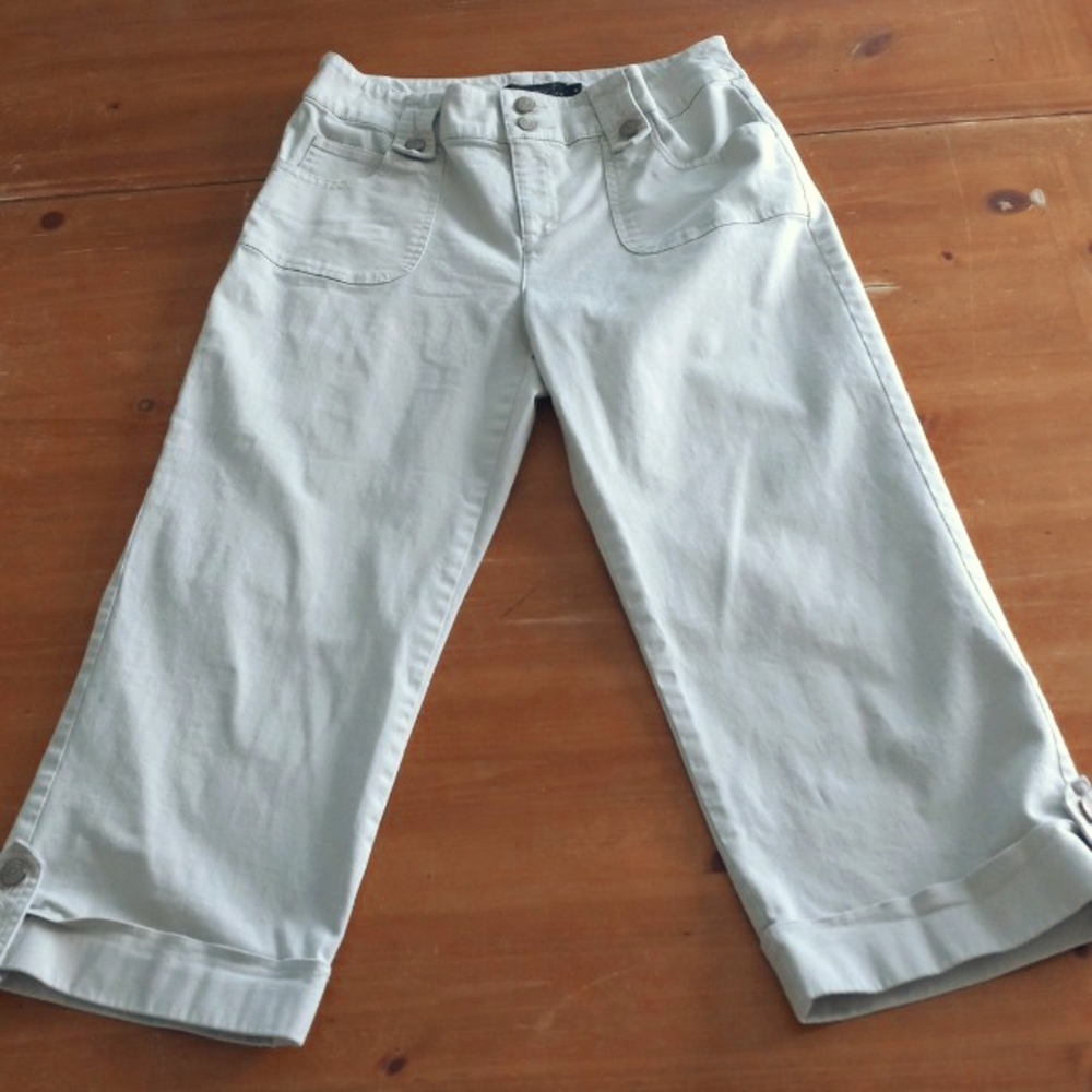 Tribal Y2K Cropped Semi Wide Leg Womans Khaki size 6